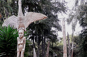 Stanford University - Papua New Guinea Sculpture Garden